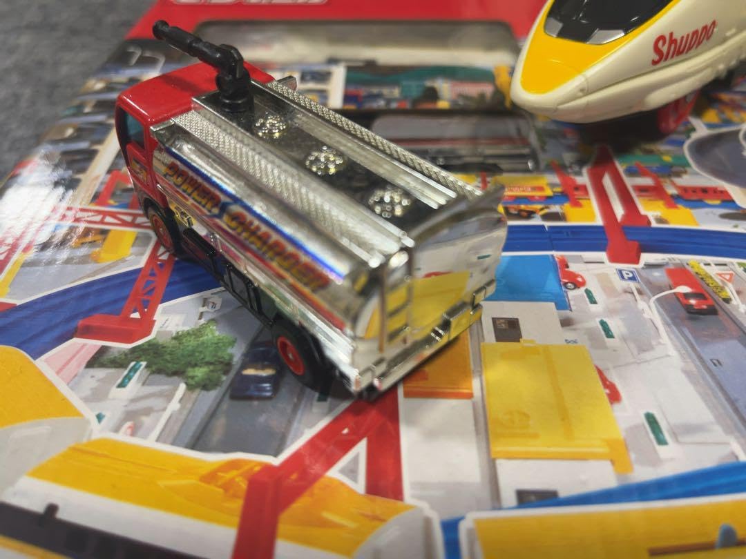 モーター　トミカ プラレール 冒険アスファル島 Amazon | 冒険アスファル島 サークルタウンセット モータートミカ