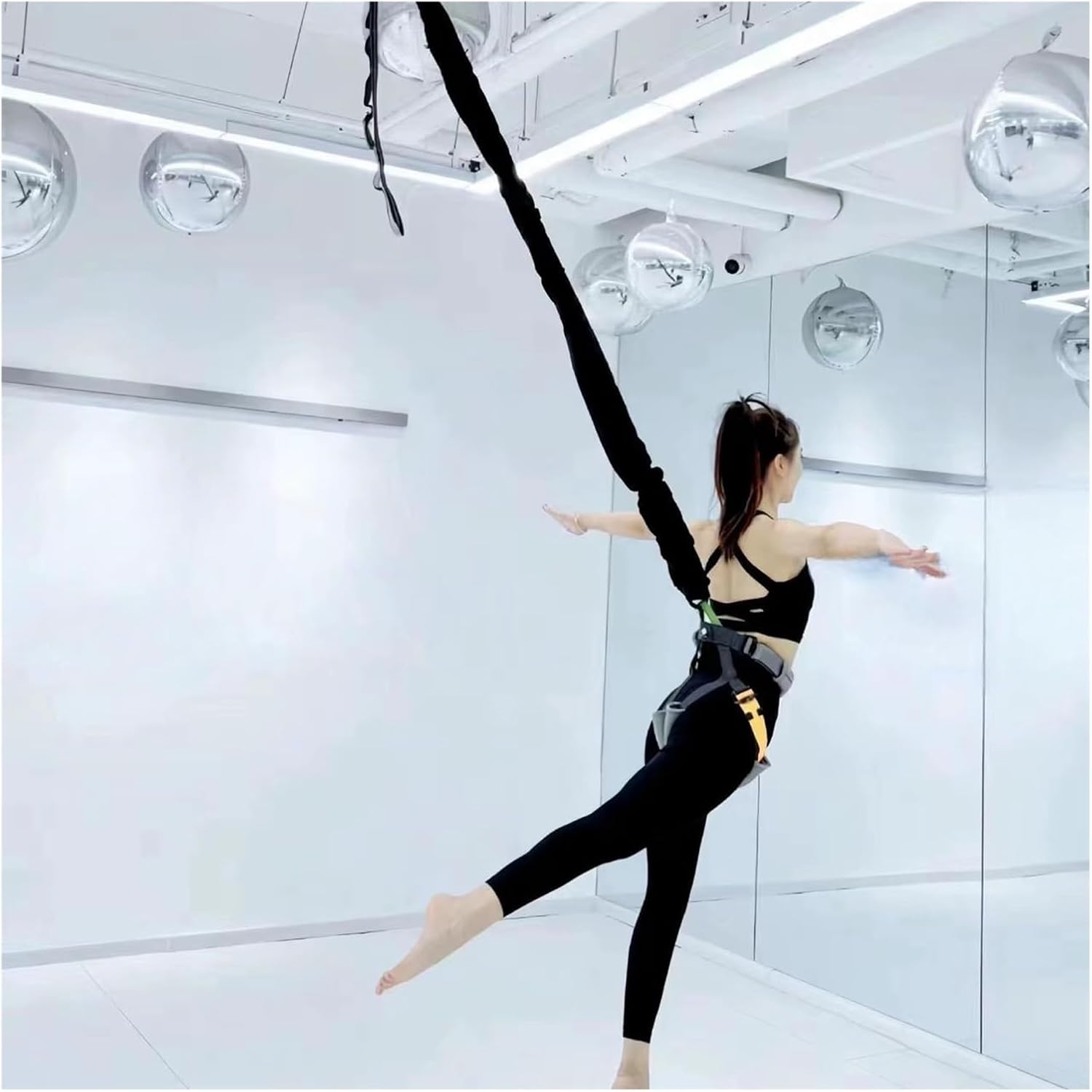 Heavy Duty Bungee Fitness Cord - Highly Resilient, Latex, Wear-Resistant - Ideal for Yoga Studio, Gym, Home Use