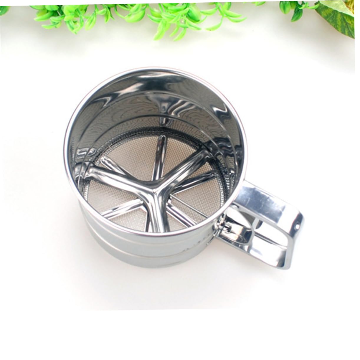 BRIGHTFUFU Kitchen Flour Sieve Stainless Steel Sifting Strainer for Cake Baking Powdered Sugar Filter for Wheat Rice Flour Easy to Clean and Maintain Essential Baking Tool