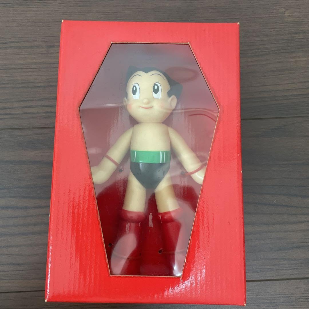 Amazon.co.jp: 中古 鉄腕アトム フィギュア 約17cm レトロ 1997年生 