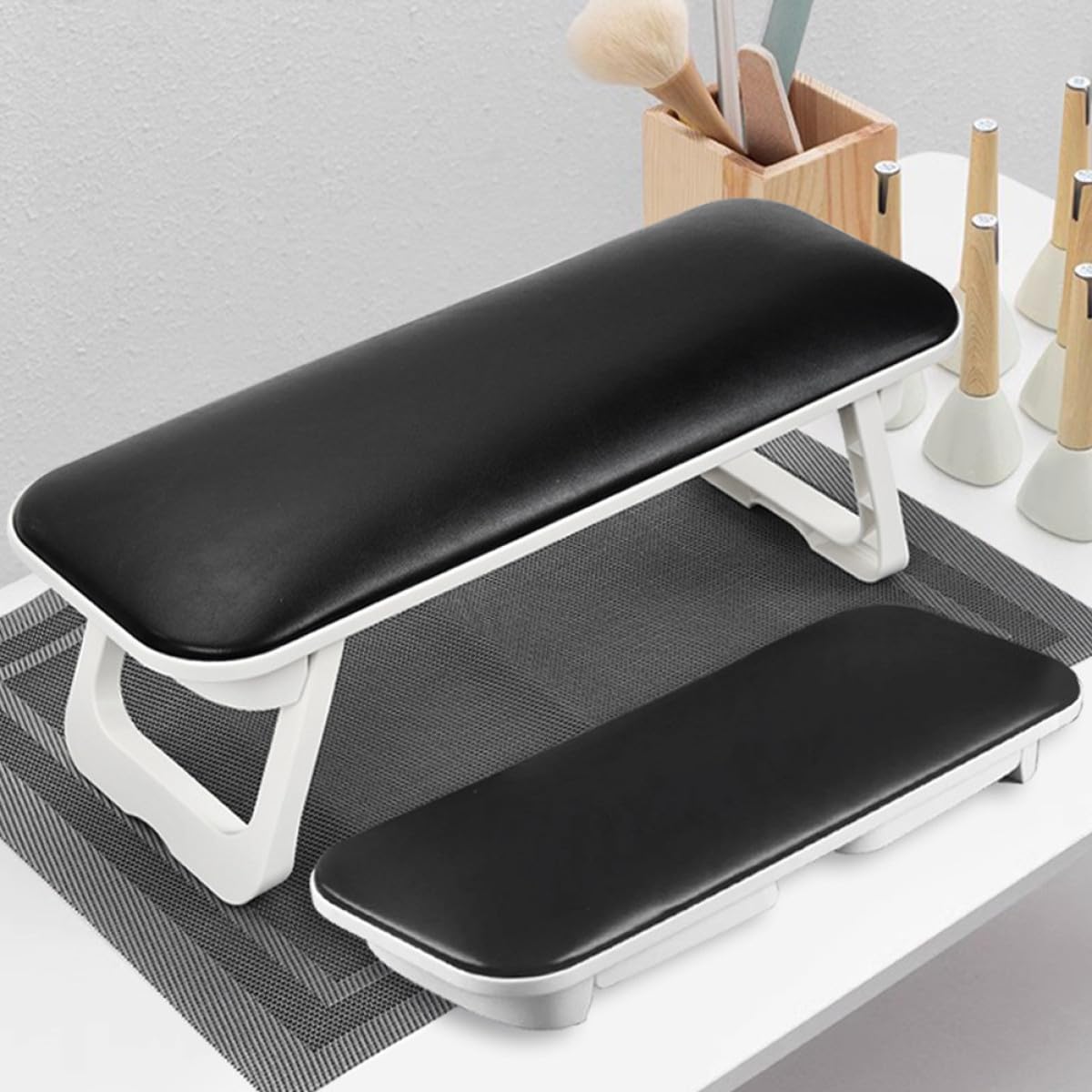 Angoily Cuscino Poggiamano per Manicure in Materiale Sintetico Nero, Facile da Pulire Superficie Liscia, Comodo alla Moda per Uso Domestico e Processi di Manicure