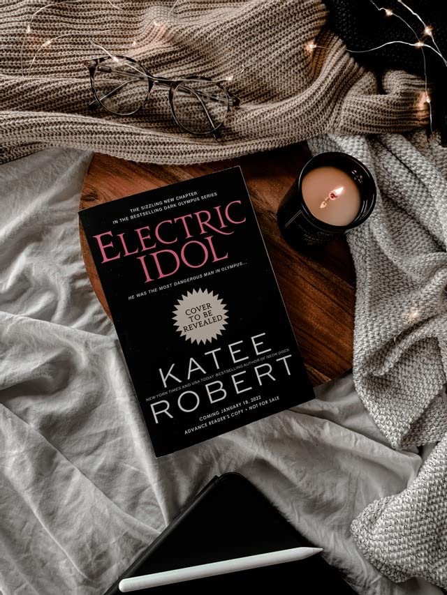 Electric Idol A Scorchingly Hot Modern Retelling of Psyche and Eros 2