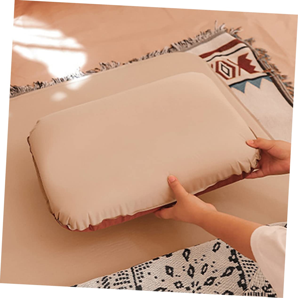 UPKOCH Cuscino Gonfiabile Ergonomico Per Campeggio Cuscino Da Viaggio Valvola Aerazione Facile Da Usare Supporto Delicato Per Testa e