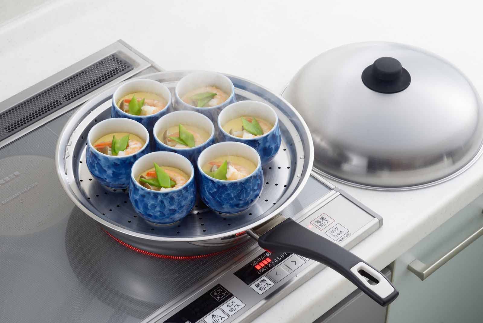 Amazon｜ヨシカワ フライパンにのせて 簡単蒸しプレート (ドーム