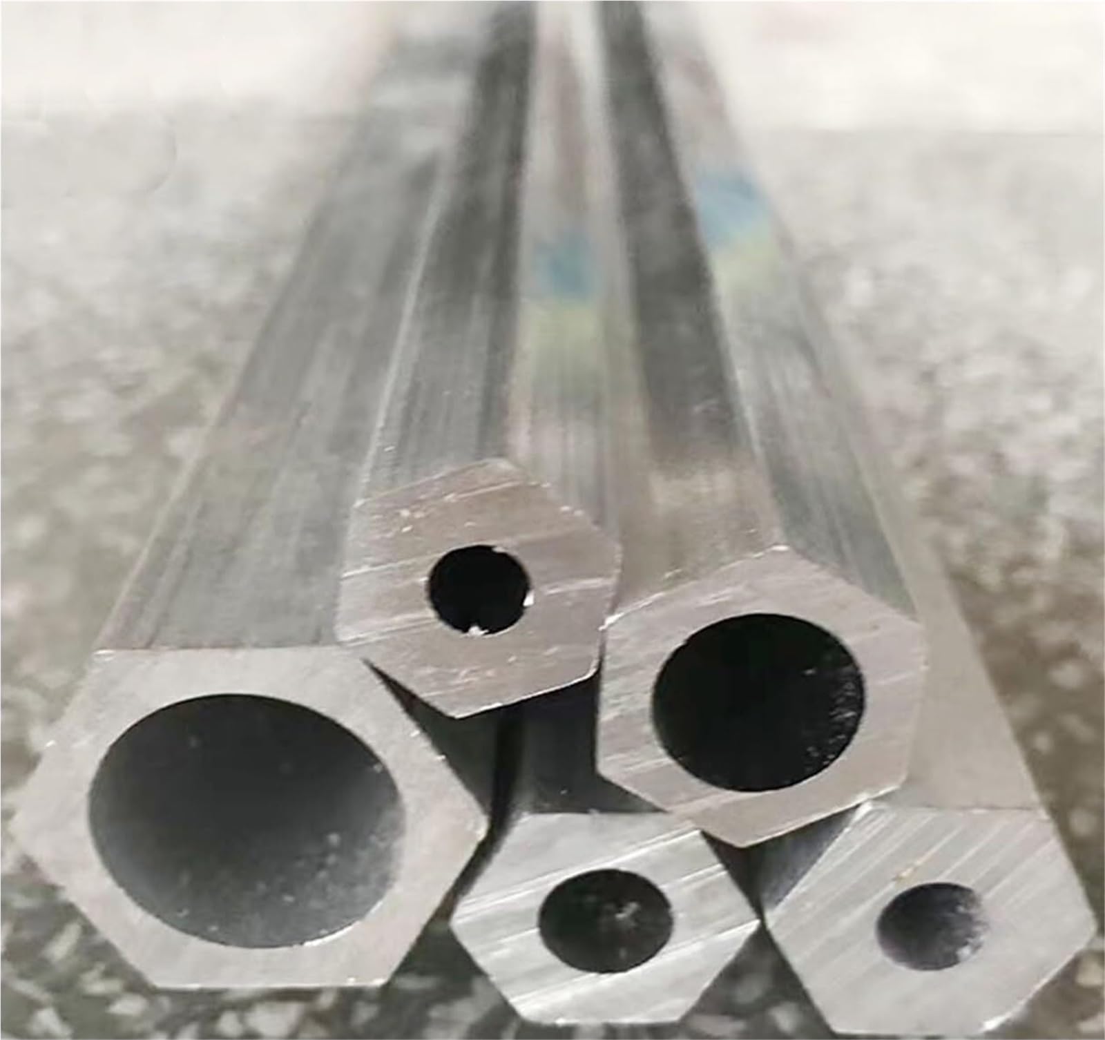 6063 Aluminium Sechskantrohr - Hohlstange für DIY Modelle(49cm-1pc,S-14-x-D-6-mm)