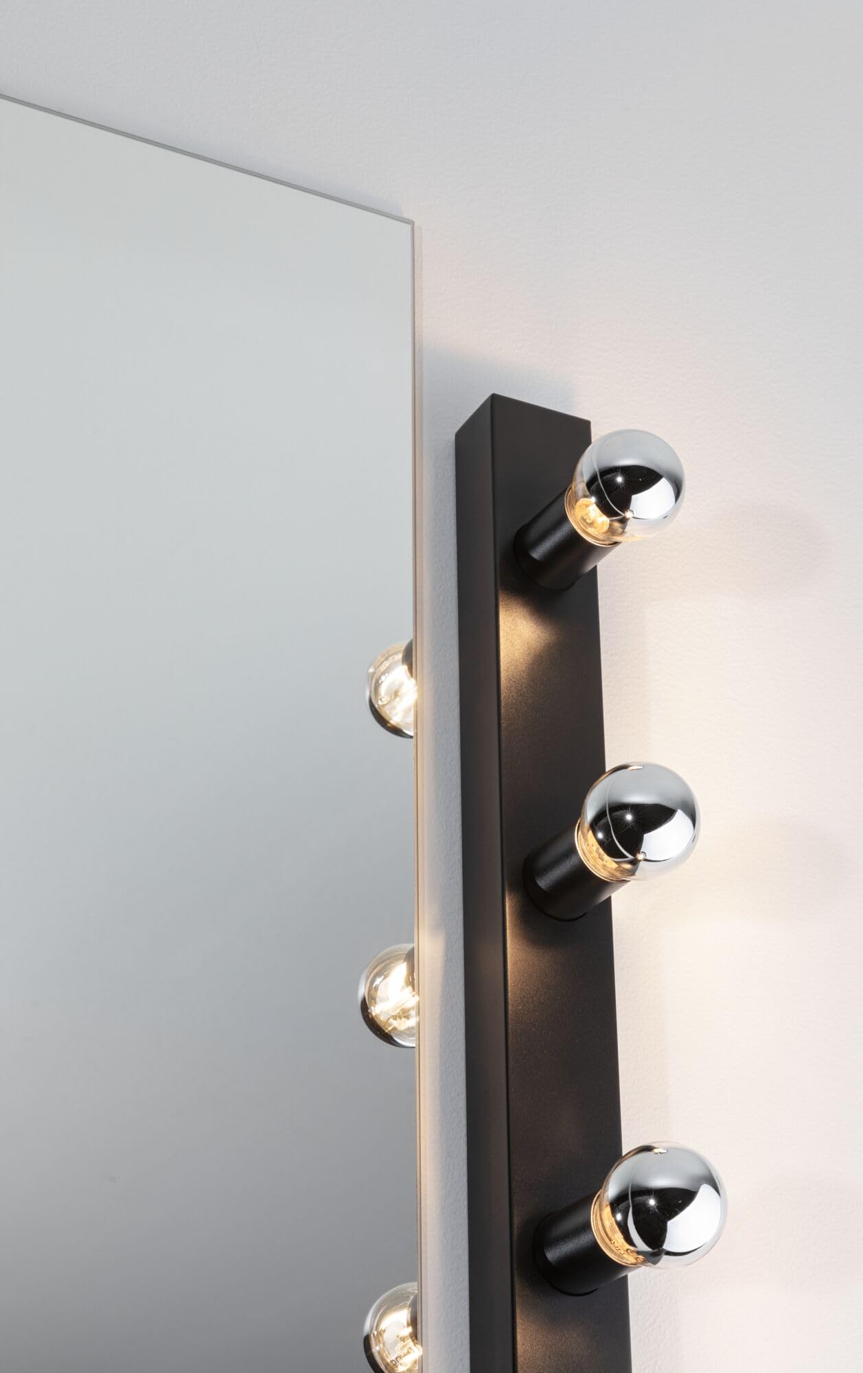 Paulmann 80097 Spiegelleuchte IP44 E14 230V max. 3x40W dimmbar Schwarz