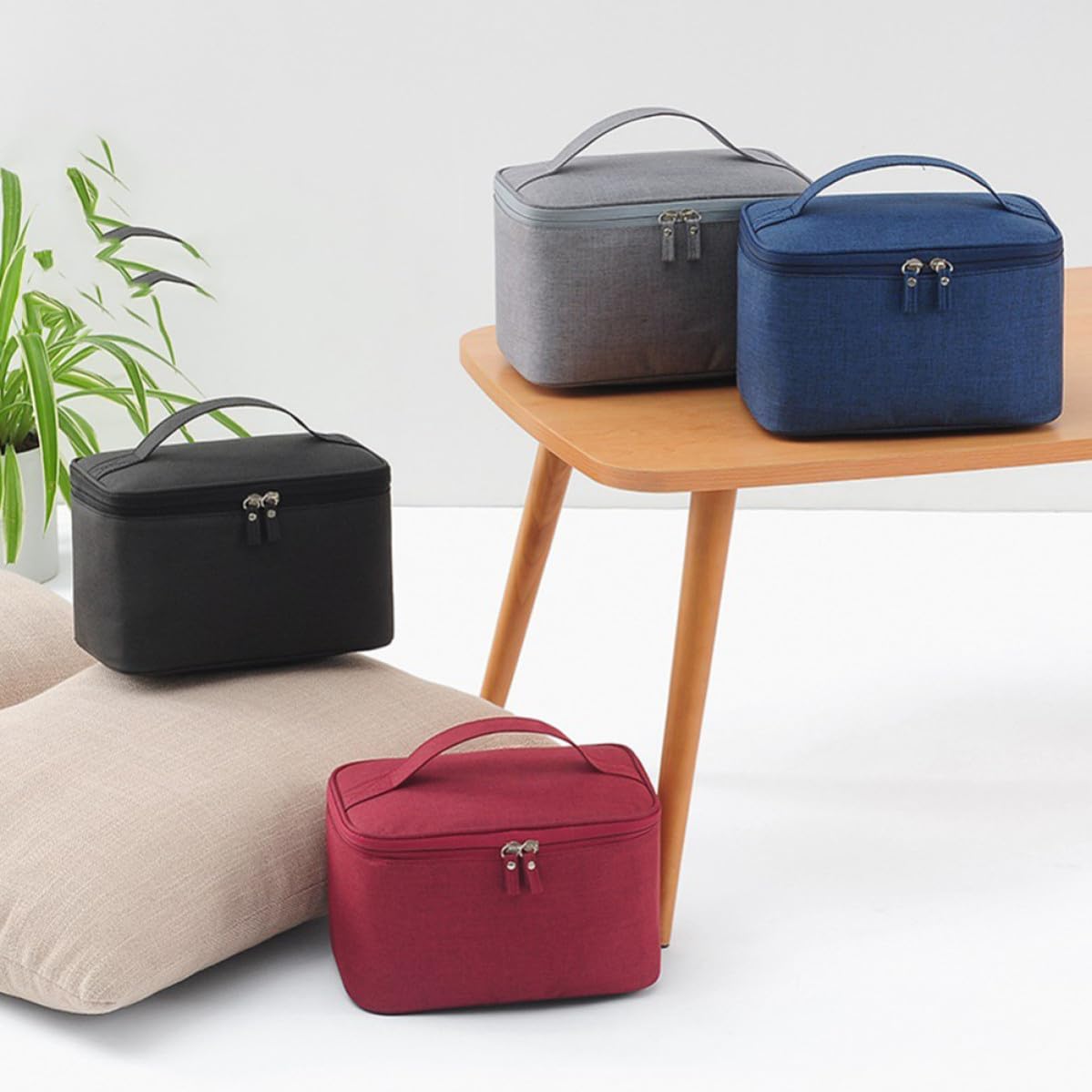 Borsa Cosmetici da Viaggio Nera, Capiente e Portatile | Tessuto, Organizer per Bagno e Attività All’aperto, Pratica per Trucchi e Articoli da Toilette