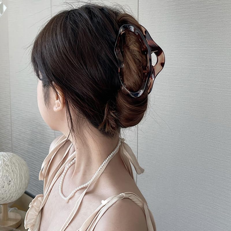 1Pack Cloud Hair Claw Clips for Women Girls Large Amber Color Acrylic Hair Clips Fashion Cloud Shaped Jaw Clip Strong Hold Hair Barrettes Non-Slip Hair Grip Clip for Wedding Party Hair Accessories - Image 7
