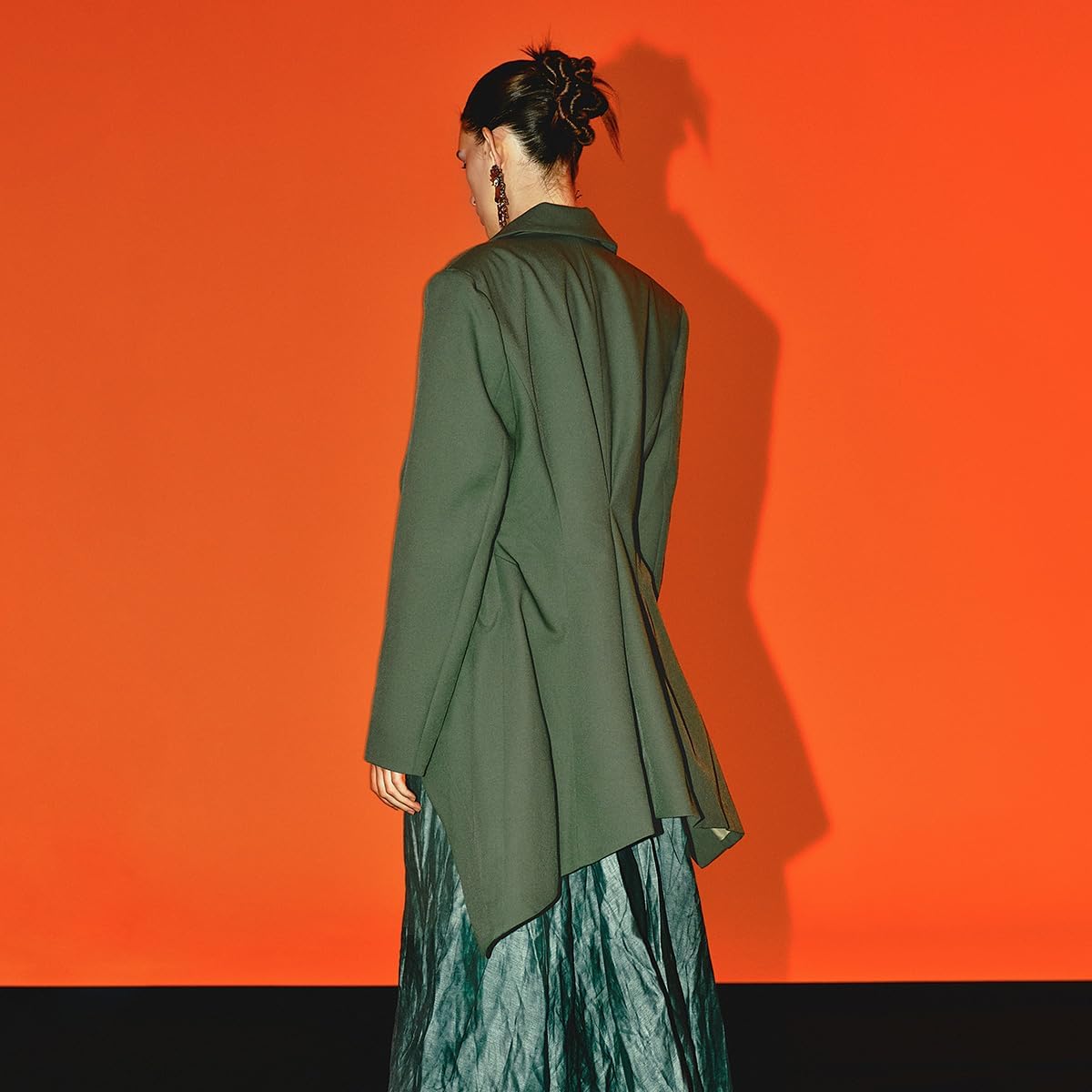 URBAN REVIVO Women's Casual Work Office Dressy Blazer Suit Long Sleeve Open Front Button Jacket