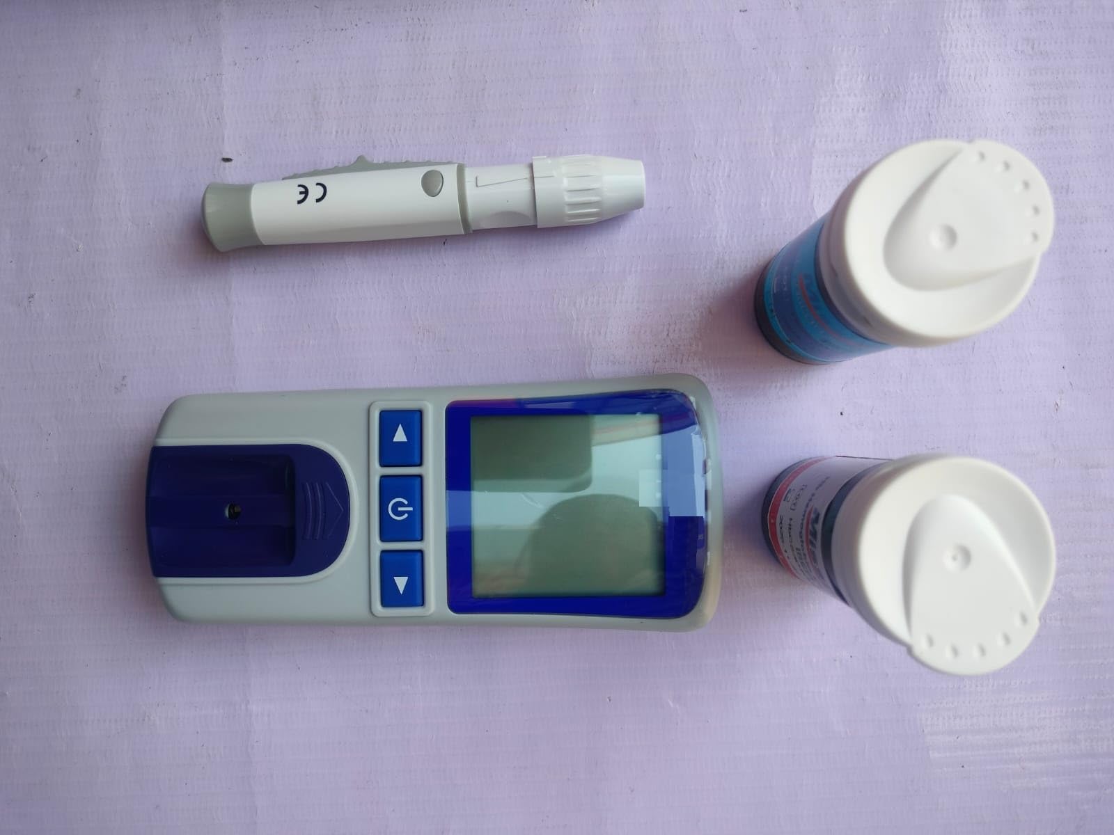 Medidor digital de hemoglobina Hb con 50 tiras de prueba (sin batería)