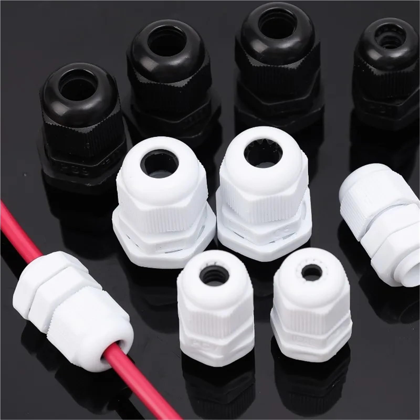 PG7 PG9 Impermeabile Ghiandola di Cavo 100pcs IP68 Nylon Connettore con controdado | IP68 impermeabile, PA66 nylon, controdado regolabile, da -40 °C a 100 °C, set da 100 pezzi