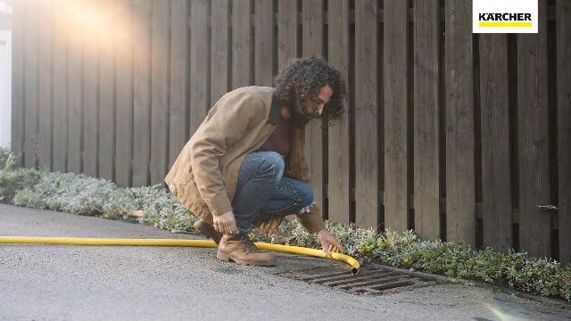 Bild 6 - Kärcher SP 9.000 Flat flachsaugende Tauchpumpe, Fördermenge: 9.000 l/h, Eintauchtiefe: max. 7 m, für Schmutzwasser mit Partikeln bis zu einer Größe von 5 mm, Restwasserhöhe: 1 mm, Druck: 0,6 bar