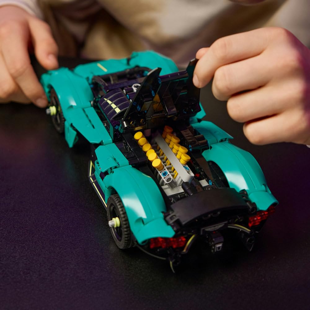 LEGO Technic Aston Martin Valkyrie 42208 | Bolid F1, klocki konstrukcyjne, prezent dla fana motoryzacji, zabawka edukacyjna dla dzieci 9+, 707 elementów