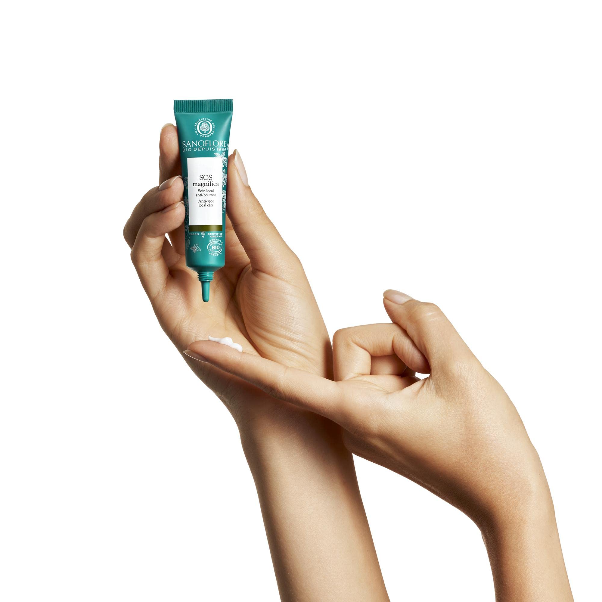 Sanoflore SOS Magnifica - Soin Local SOS Anti-Boutons Certifié Bio - À la Menthe Poivrée du Vercors - 15 ml