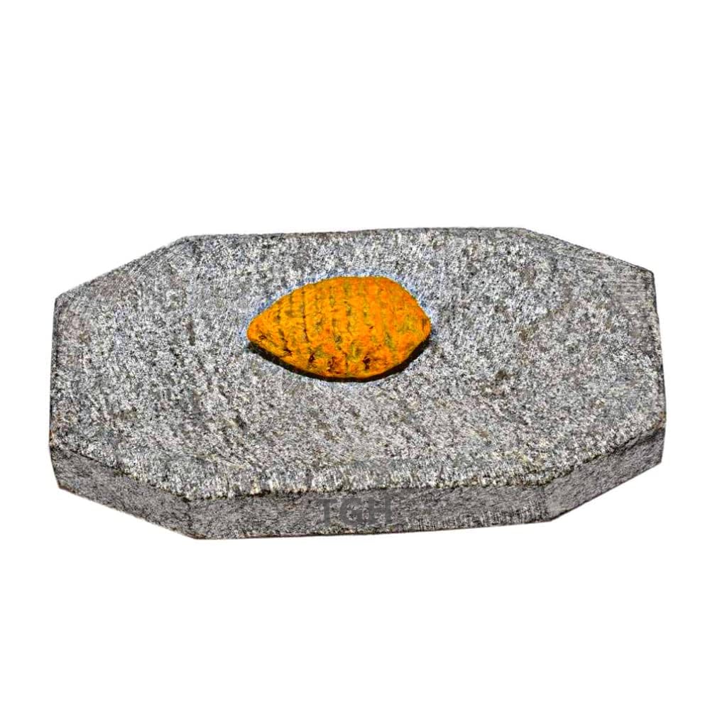 Traditional Sandalwood Octogen - Turmeric Grinding/Rubbing Stone [Grey]-image-2