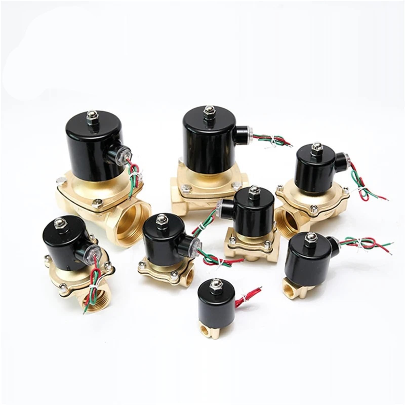 Zawór elektromagnetyczny 12 V, normalnie zamknięty, mosiężny do wody, oleju i - seria 2W, gwint wewnętrzny BSP, rozwiązanie o działaniu bezpośrednim(12V 3/8in)