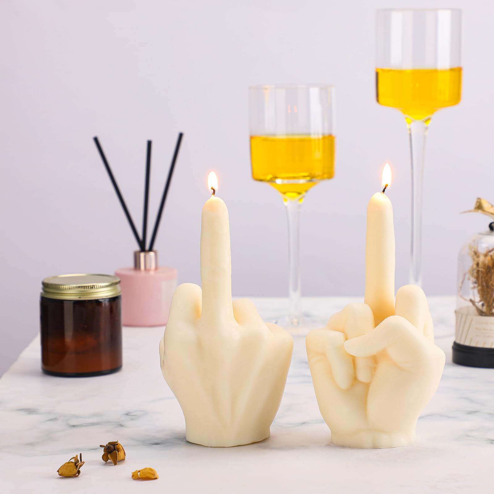 Amazon.co.jp: 中指の大きなキャンドル2個 大豆ワックス 手形