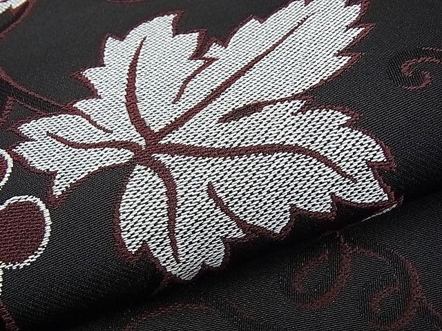 はっち！新品未使用❣️九寸名古屋帯 葡萄の葉の刺繍…逸品金糸が豪華 はっち様専用！新品未使用❣️九寸名古屋帯 葡萄の葉の刺繍…逸品