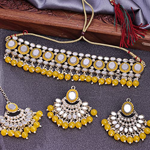 Classy Choker Necklace Earring Jewellery Set with Maangtikka