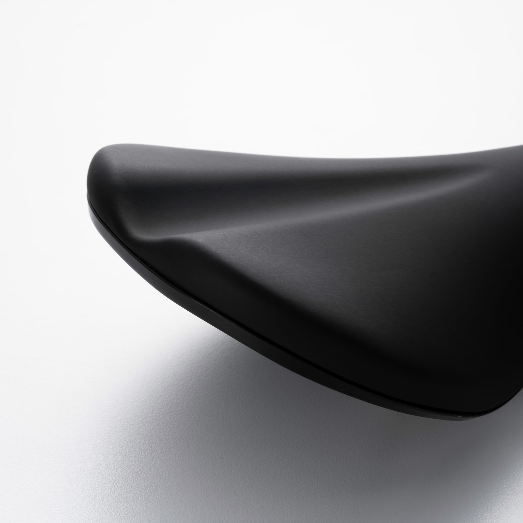 Fabric Scoop Sport Radius Saddle – Steel Rails – 142mm x 282mm