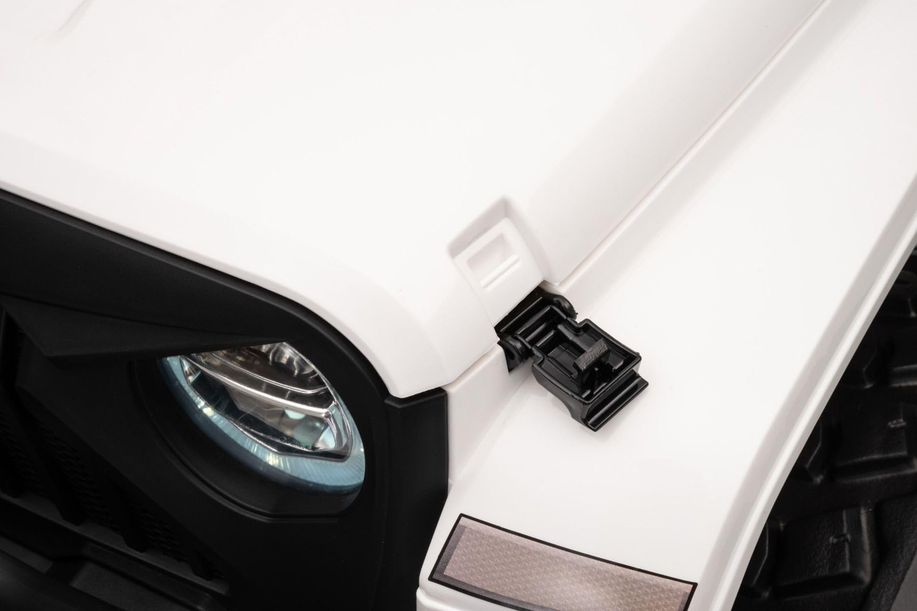 Beneo Motors OFFRIDE 4x4² 2-osobowy samochód elektryczny, 12 V, biały, odtwarzacz MP3 z wejściem USB/AUX, napęd na wszystkie koła 4 x 4, akumulator litowy, pilot zdalnego sterowania, oświetlenie LED