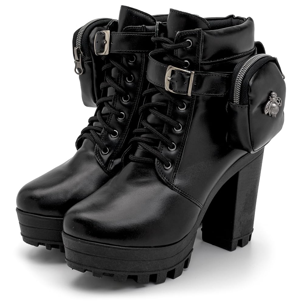 Bota Coturno Feminina Salto Grosso Tratorado Cadarço e Bolsinha Removível em promoção! Veja a oferta e mais achadinhos de Botas 2 Hoje é o melhor dia para comprar Bota Coturno Feminina Salto Grosso Tratorado Cadarço e Bolsinha Removível com aquele preço maroto! Promoção! Aproveite a oferta! 2