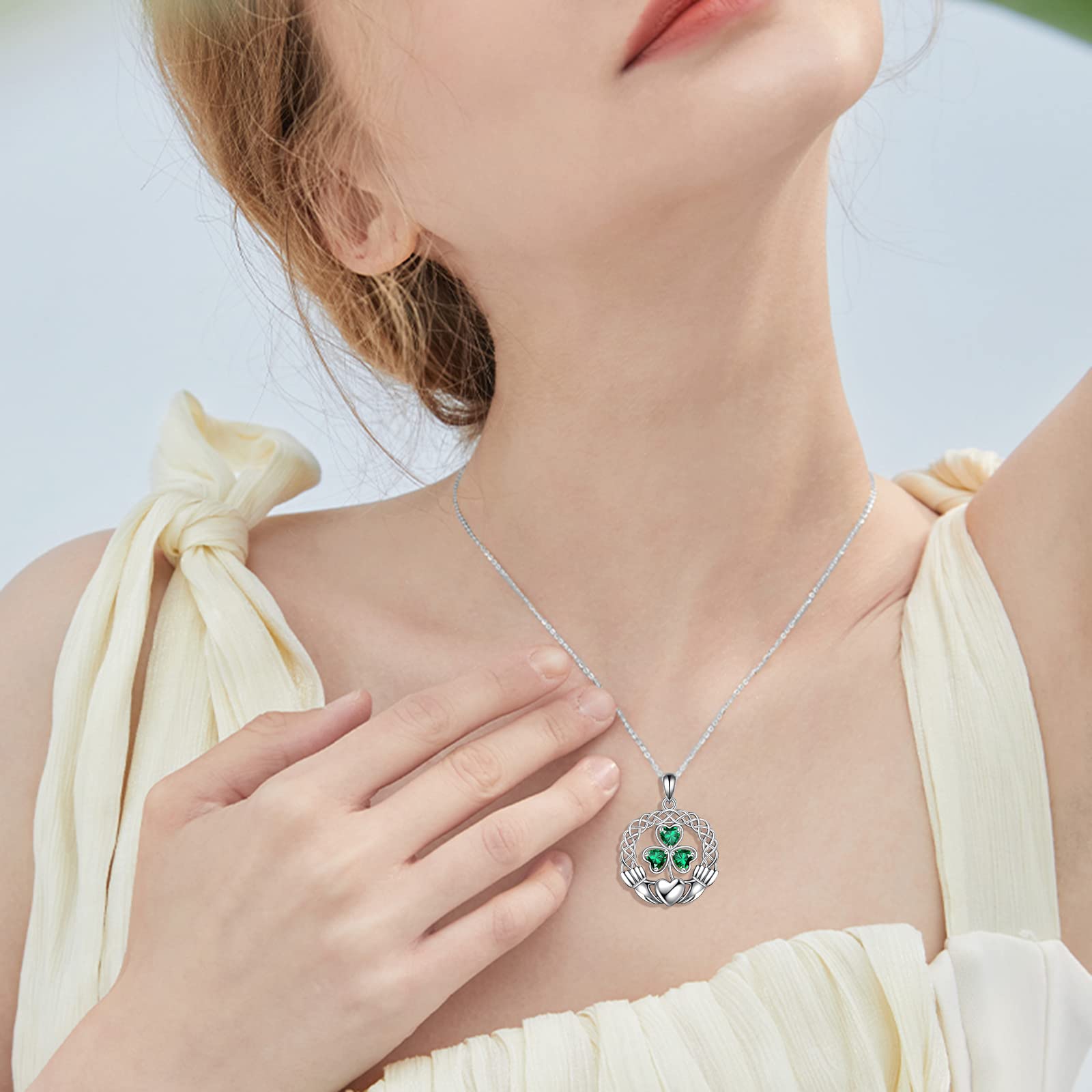 VONALA Kleeblatt Halskette 925 Sterling Silber Keltischer Knoten Claddagh Grün Anhänger Keltische Irische Kette Glücksbringer St Patrick Day Schmuck Geschenk für Frauen Damen