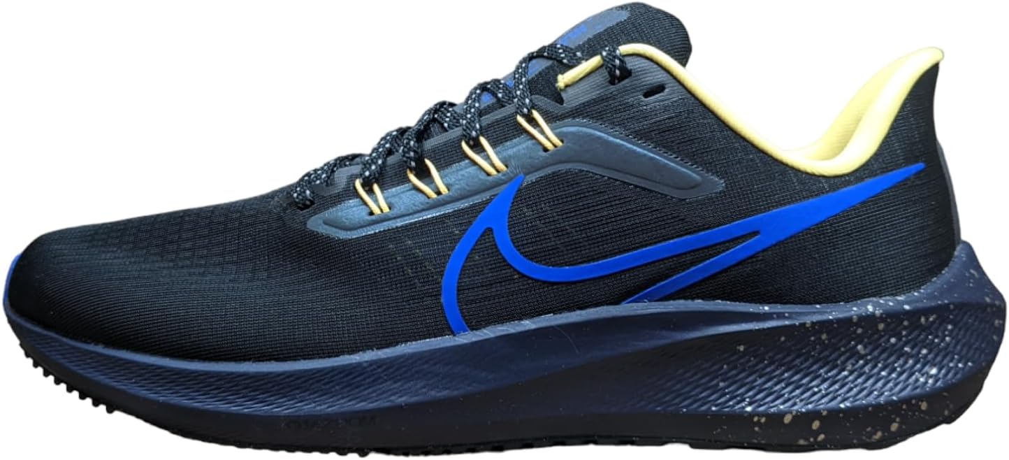 Nike Men's Low-Top Sneaker