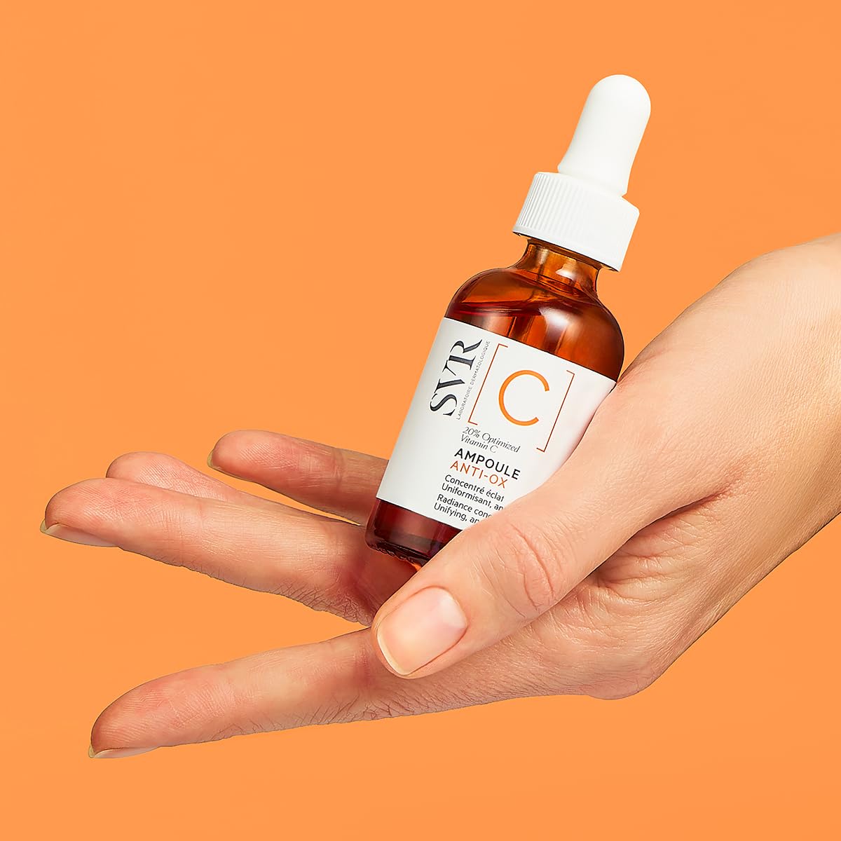 SVR – Ampolla [C] Anti-Ox – Sérum de Radiancia Antioxidante – Ilumina, suaviza y uniforma el rostro – Para piel apagada y cansada – Vitamina C optimizada 20%, Ácido Hialurónico – 30 ml