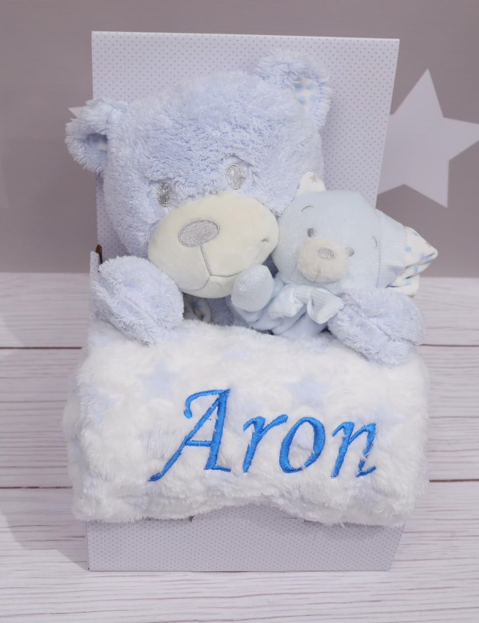 BotoBaby Maxi Geschenk-Set Babydecke mit Namen und Datum Bestickt + Plüschtier + Schmusetuch 3-Teiliges Set