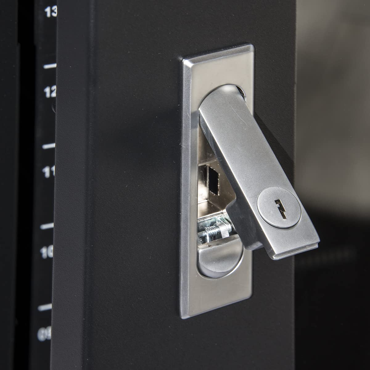 ARMADIO RACK 19" 27U (A)1388 (L)600 (P)600 COLORE NERO PORTA VETRO DA ASSEMBLARE