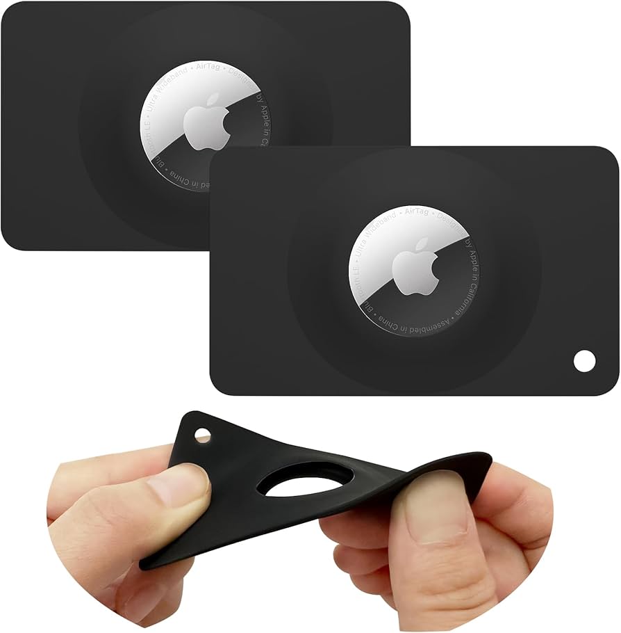 Apple AirTag 2個パック Apple AirTag 2-Pack with 2 TPU Keychains & Voucher - QVC.com