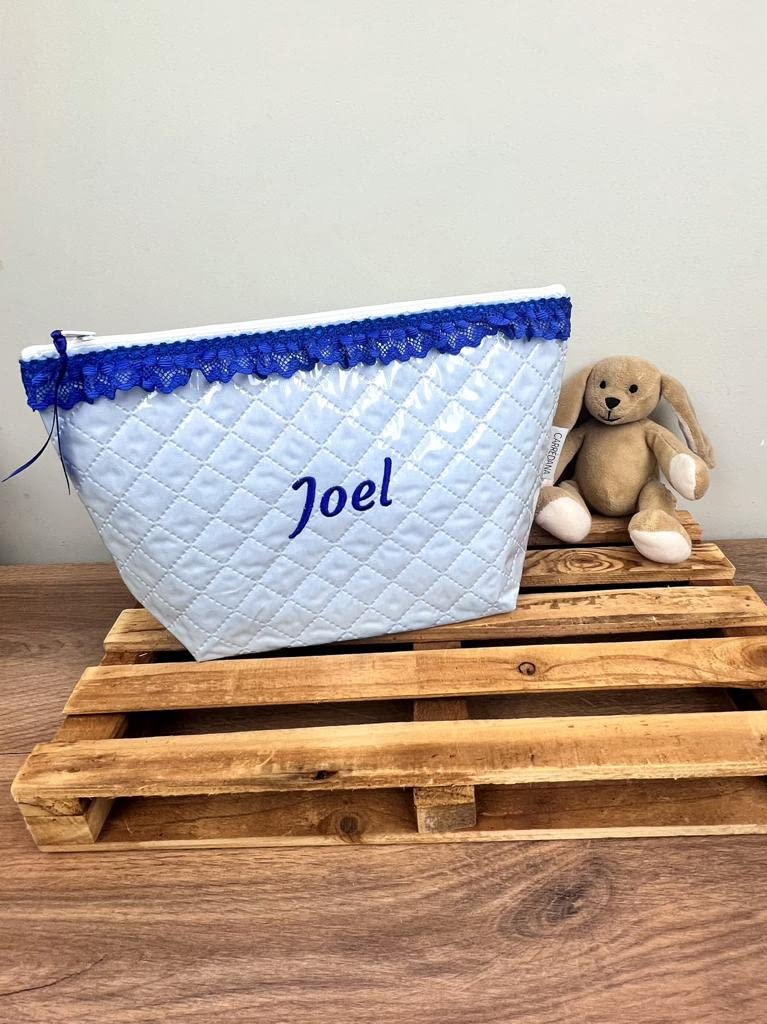 Neceser bebé Bordado Personalizado. Bolso Organizador para Accesorios de Aseo e higiene del bebé. Regalo Recien Nacido (Azul+azulon)