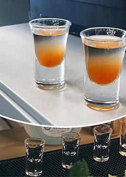 テキーラ　tequila未開封 ※外装汚れあり　オリジナルショットグラス2入り 名入れ ピストルボトル テキーラ ショットグラス2個付