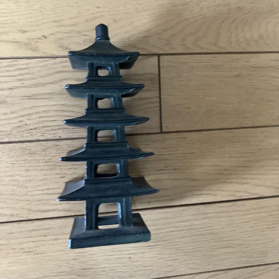 Amazon.co.jp: 訳有 南部鉄器 五重塔 置物 : ホーム＆キッチン