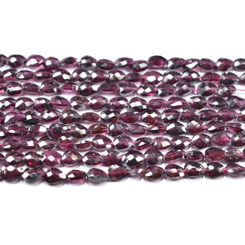 Perles à facettes en grenat naturel en forme de poire de 4 x 6 à 4,5 x 6,5 mm de long pour fabrication de bijoux pour collier et bracelet