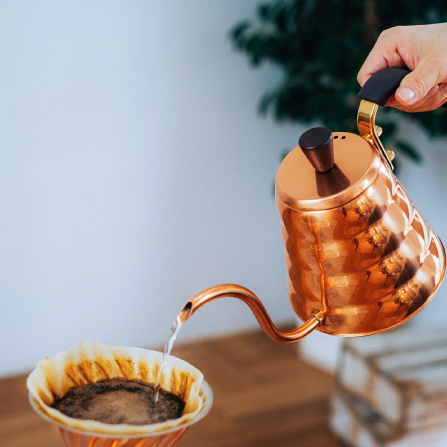 Amazon｜HARIO(ハリオ) V60 ドリップケトル・ヴォーノ 実用容量700mL