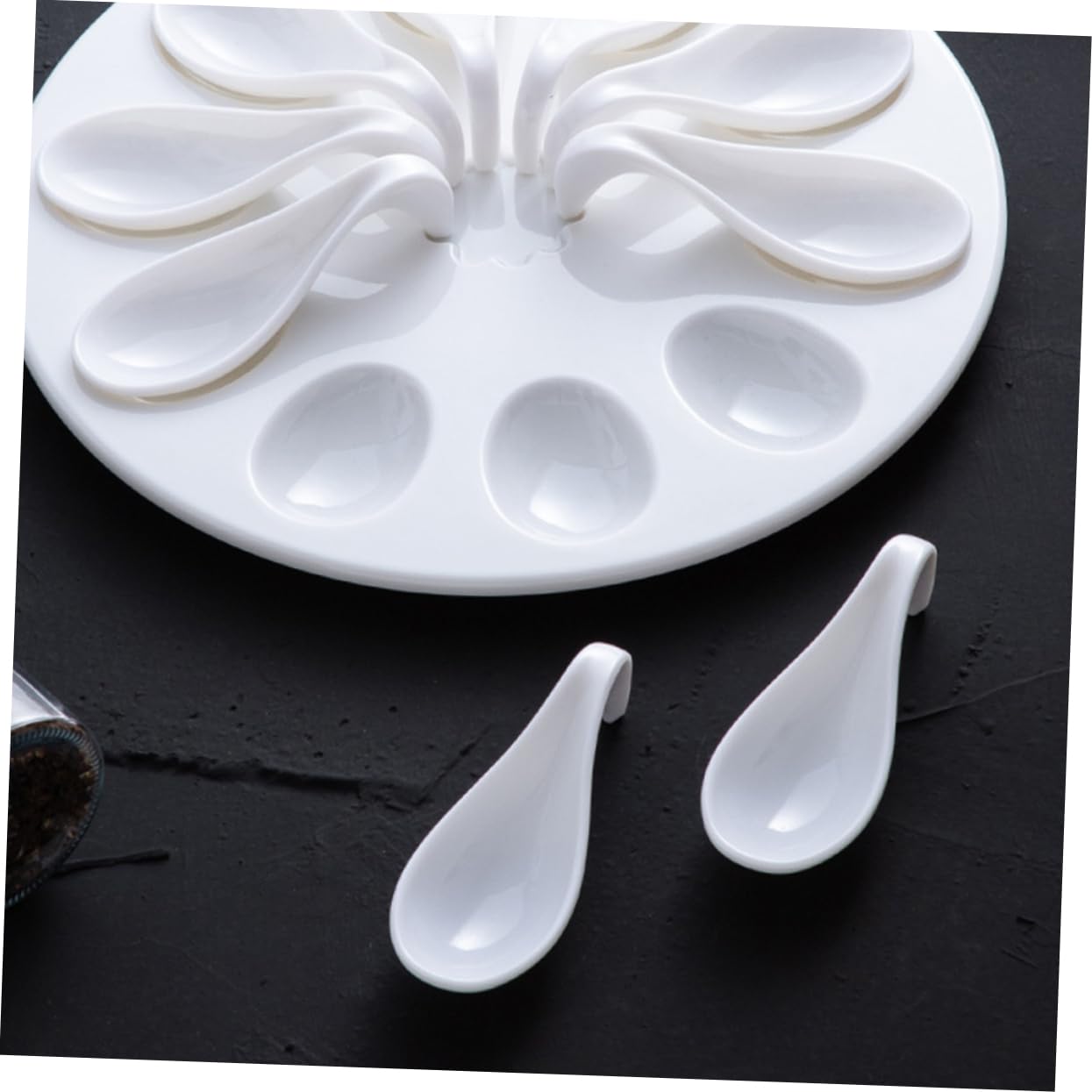 Cabilock 1Set Shrimp Paste and Meatball Container Cavity Storage Plate for Party and Home Use for Caviar and Hot Pot Kitchen Supply