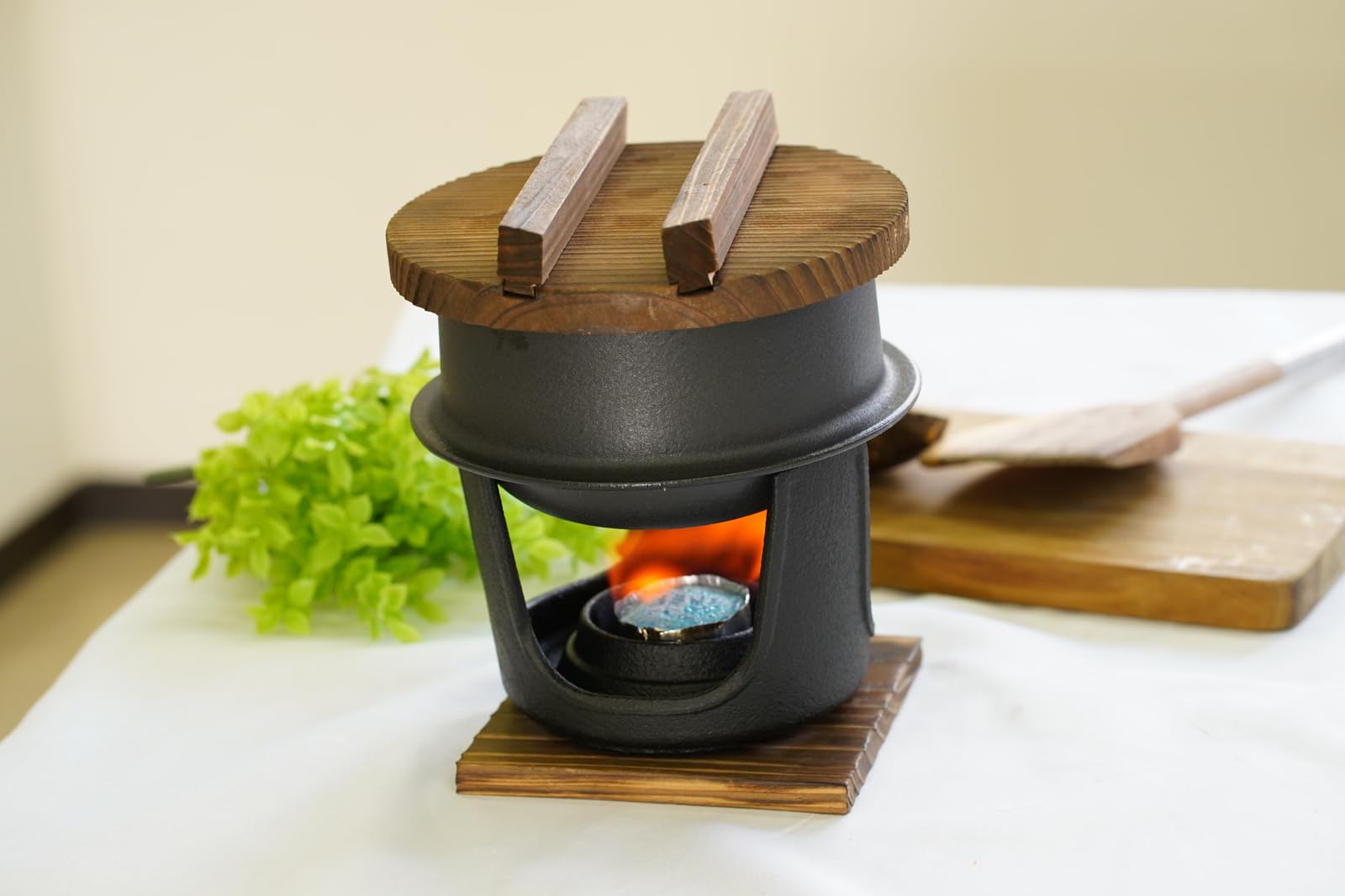 池永鉄工 固形燃料 40個入×10箱セット 合計400個 業務用　コンロ 防災 Amazon.co.jp: 池永鉄工(Ikenaga Iron Works) 固形燃料 40個入り