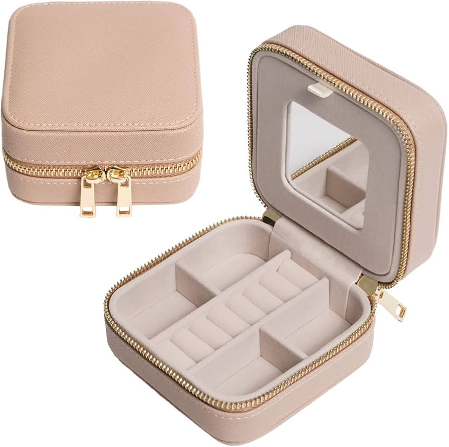 Amazon.com: Bonito joyero de viaje de cuero con espejo, estuche impermeable para mujer, organizador de joyas, almacenamiento para aretes, anillos y collares (capuchino) : Ropa, Zapatos y Joyería