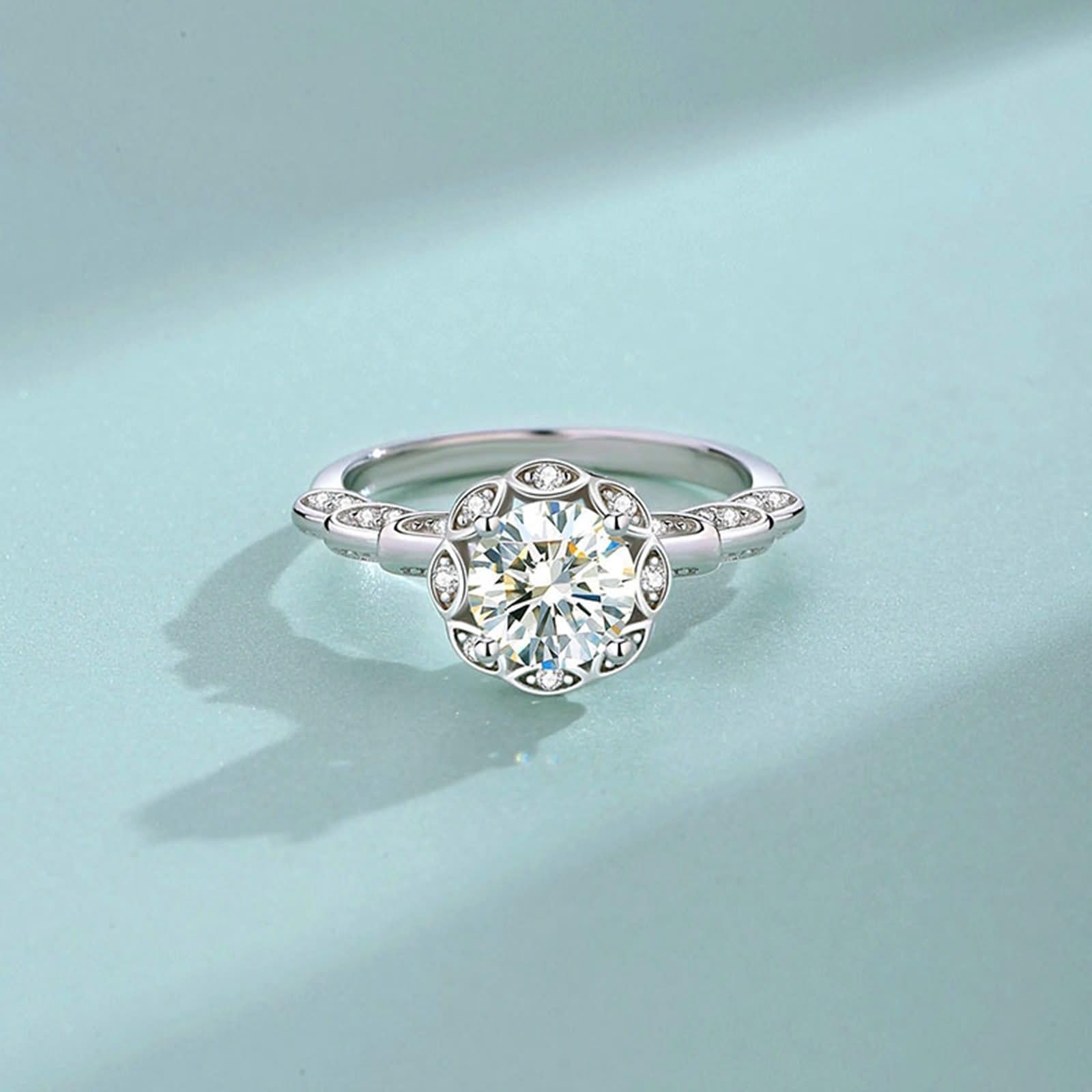 Anillo de mujer para dedo medio, anillo de bisutería con alas de ángel con moissanite redondo de 1 quilates de oro blanco de 9 quilates, talla 56 (17,8)