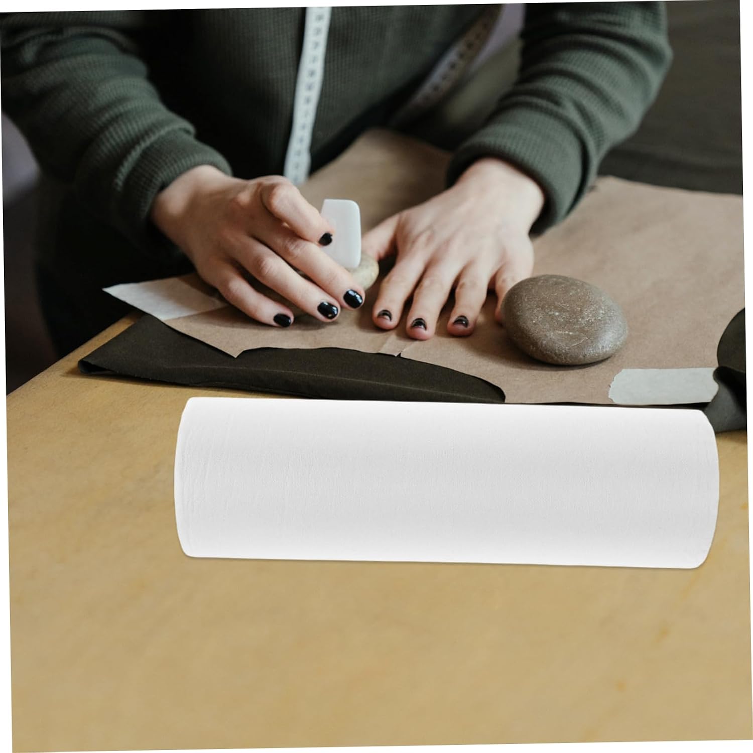 HOMSFOU Iron Non-Woven Fusible Interfacing for Crafts and Sewing Yards Lightweight Stabilizer for Apparel and Quilting Projects