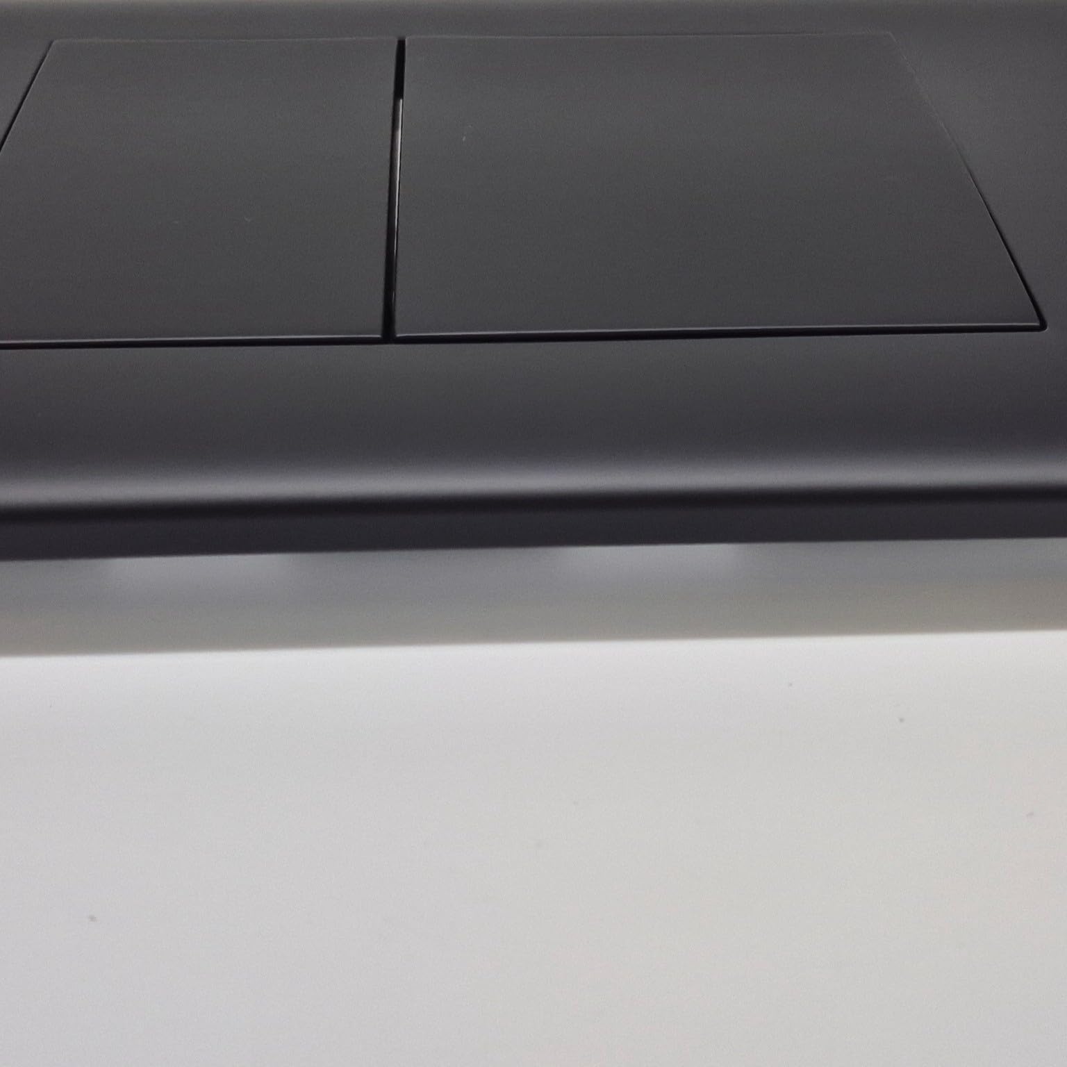 Piastra di comando per WC AquaUno Flow, 24,5 x 16,5 cm, nero | plastica ABS; scarico meccanico a 2 quantità per cassette da incasso Sigma; versione pronta per il montaggio