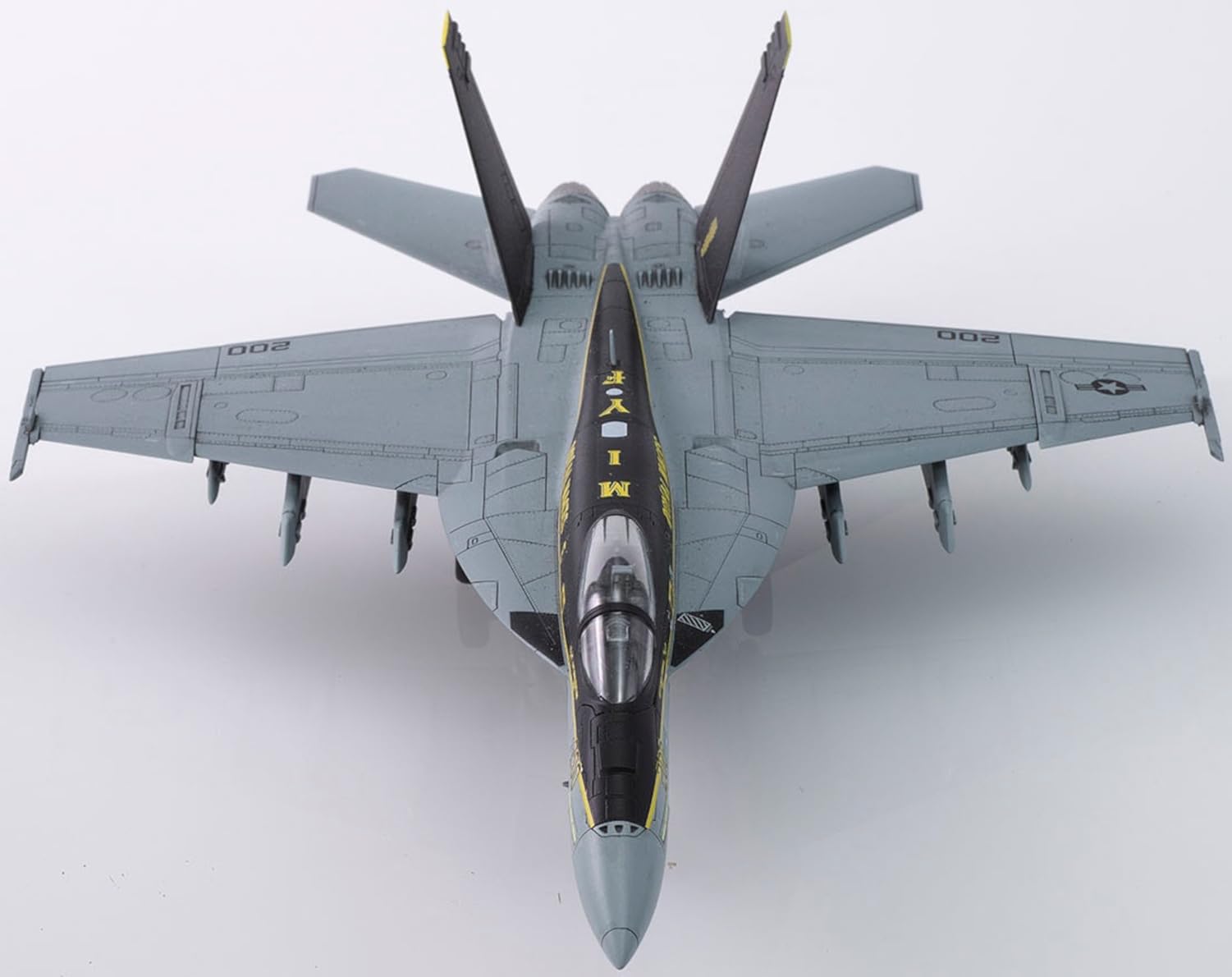 1/72 日 米 英 航空機プラモデル ＆ 1/100オマケ Amazon | プラッツ 1/72 アメリカ 艦上戦闘機 F/A-18E スーパー