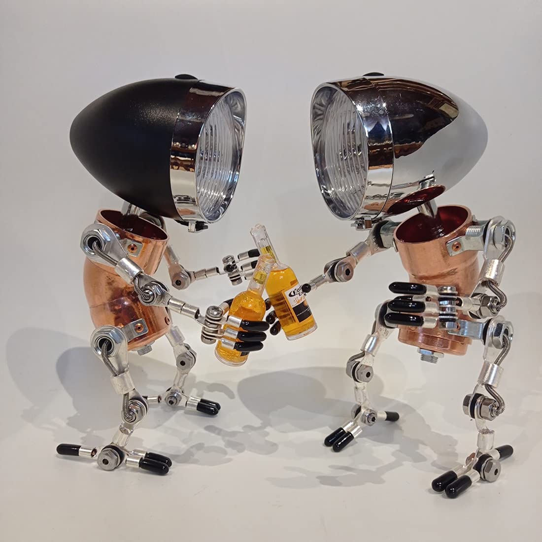 3D metalowy model lampy do montażu robota dla dorosłych, DIY, steampunk, ręcznie wykonany, mechaniczny metalowy robot, kreatywne wyznaczanie trendów, dekoracyjne prezenty dla mężczyzn (model zasilany