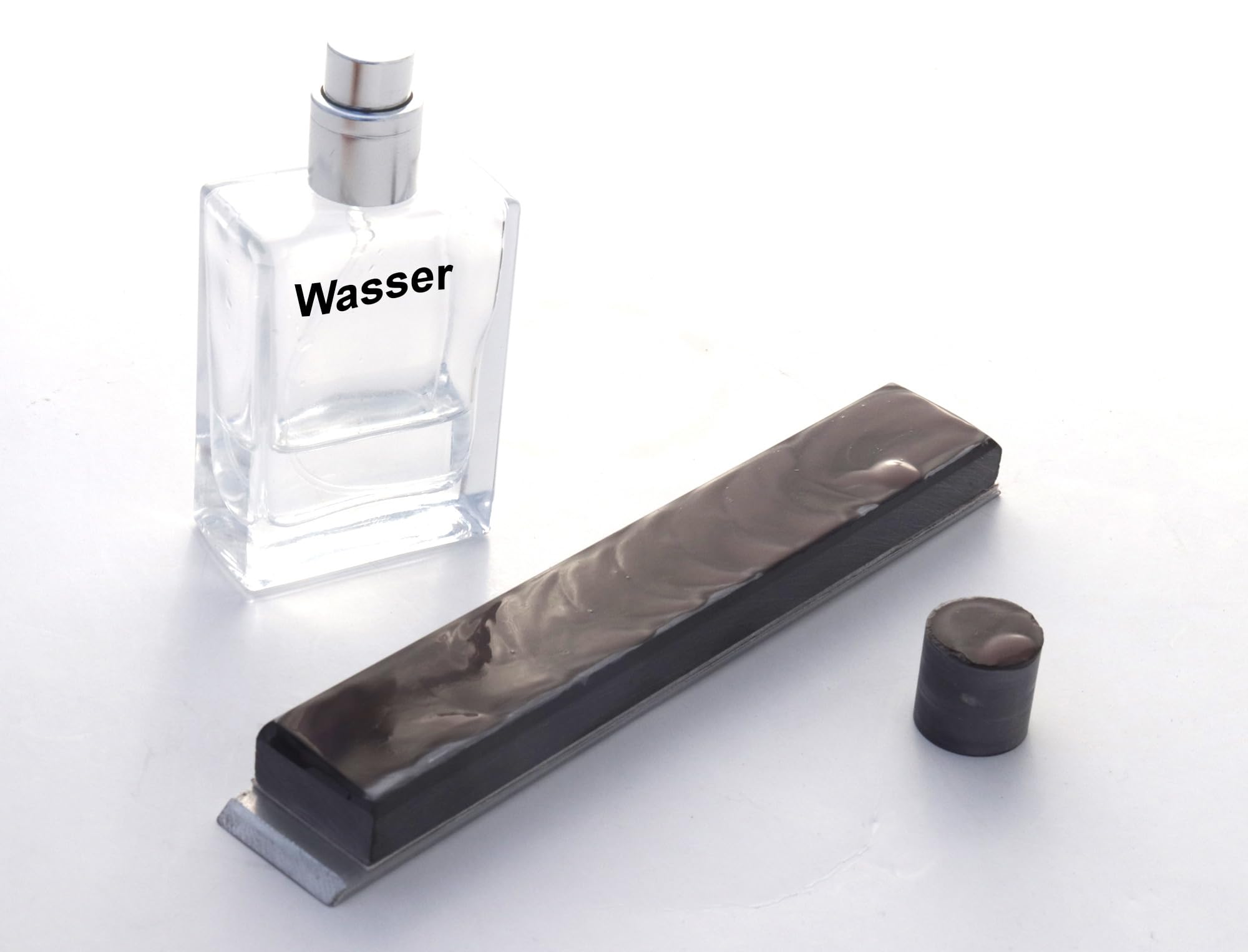 Kamień szlifierski niebieski Belgischer Brocken 150 x 25 x 6 mm ziarnistość 6000 przyklejony do płyty aluminiowej
