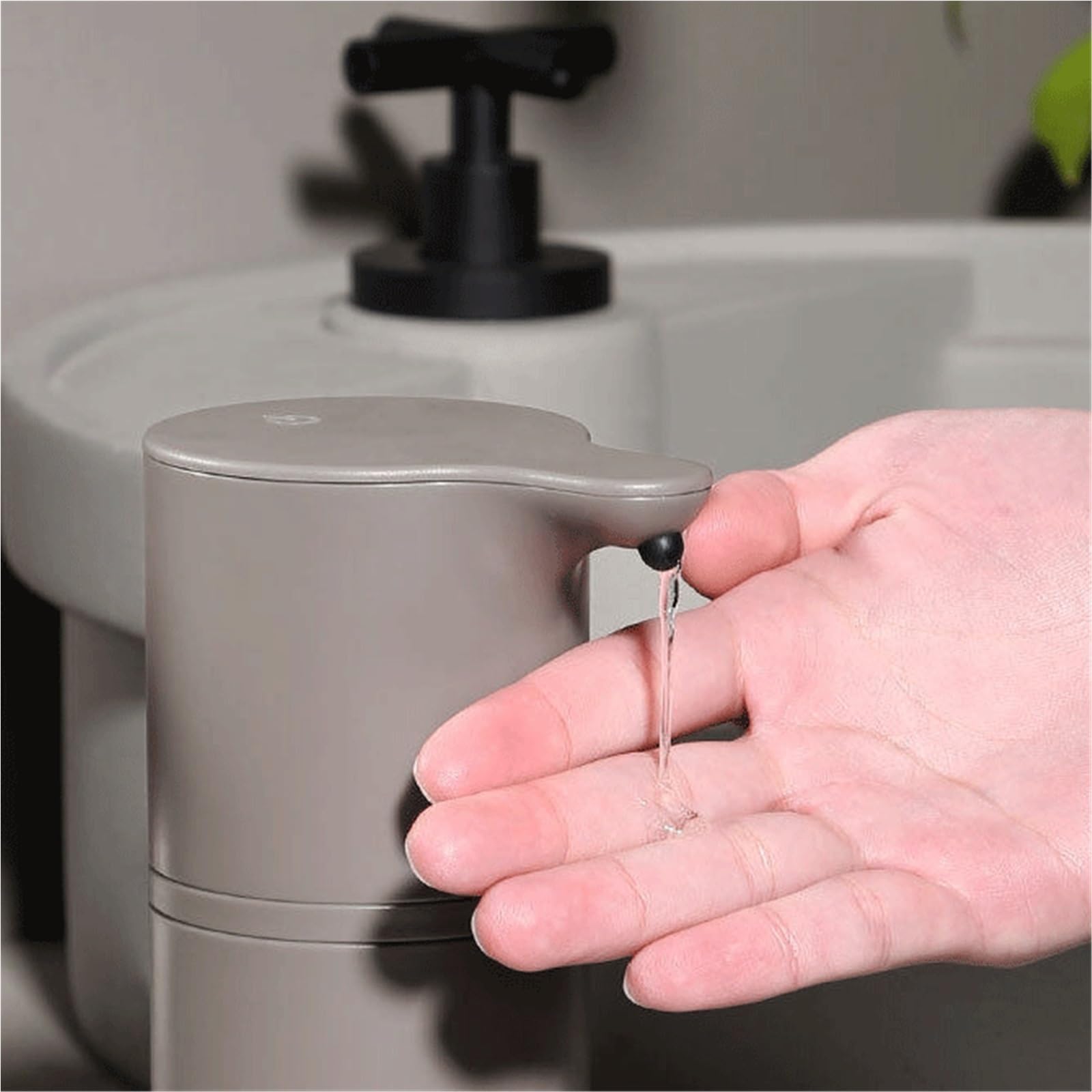distributore di sapone Dispenser di sapone fascia alta for uso domestico: dispenser for lozioni e shampoo a parete o da appoggio(Nero)