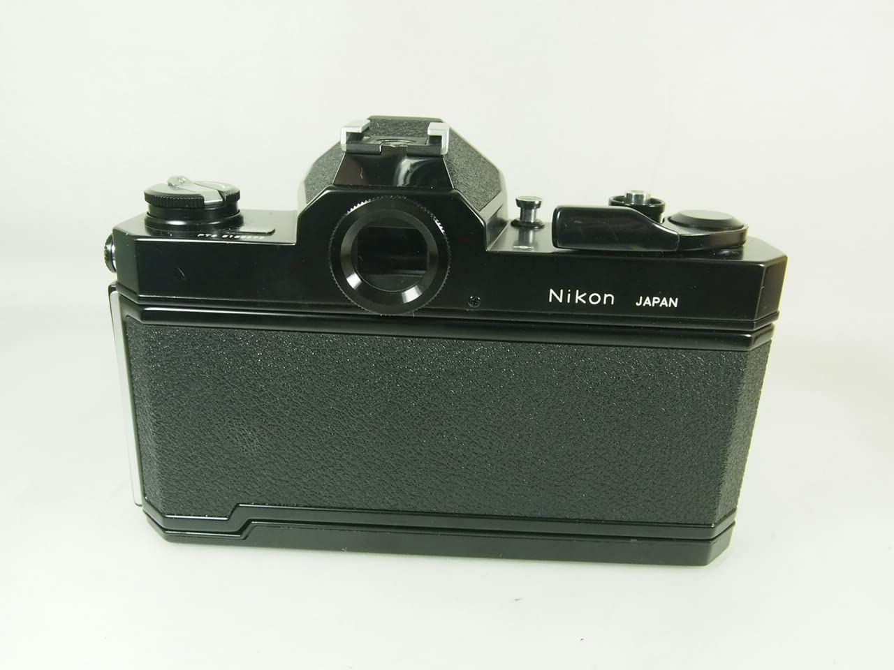 Amazon.co.jp: nikon nikomat ft2 with 50mmf2 : Electronics 