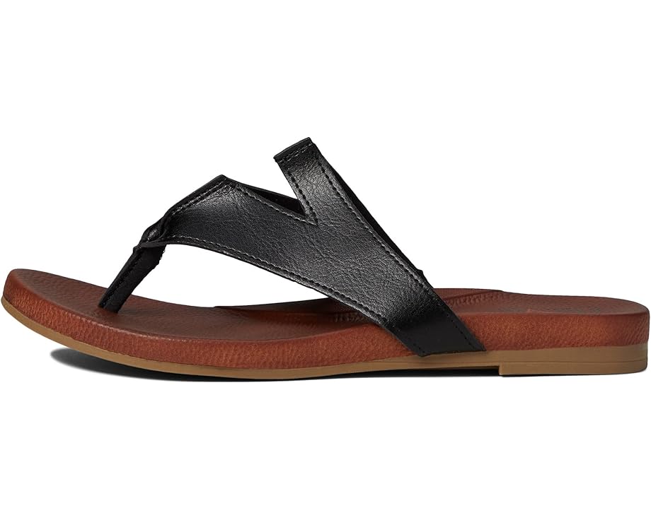 MIA Patriciaa - Left View