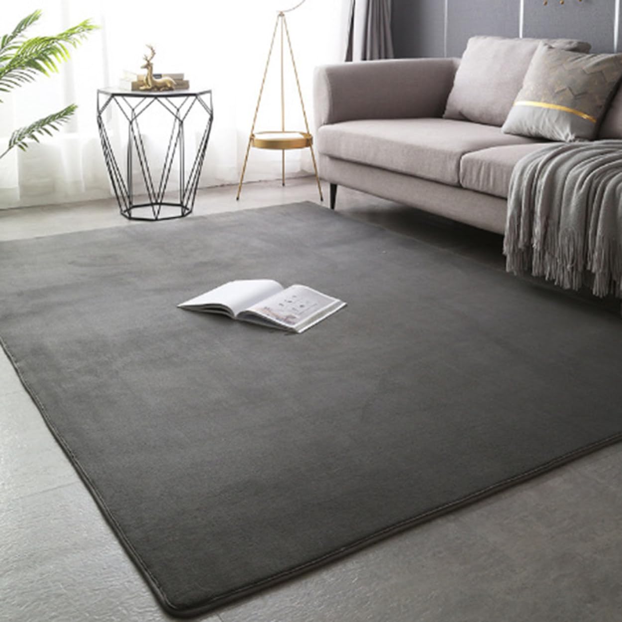 Amazon｜カーペット 洗えるラグ 厚手版 北欧 長方形 ラグマット極厚毛